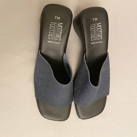 MOOTSIES TOOTSIES Denim-Look Slip On Sandals - Picture 5 of 9